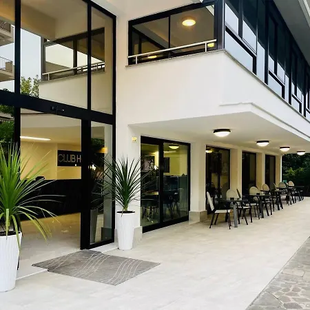 Clubhotel Residence Cesenatico-3